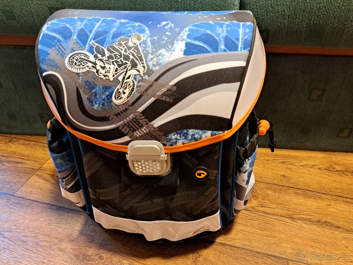 Školní aktovka pro prvňáčky Bagmaster LIM 7 C