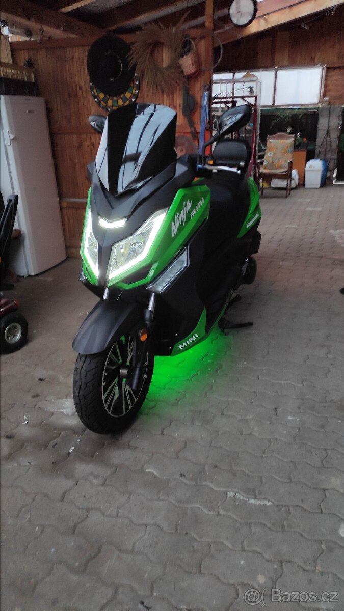 Prodám skútr 125 EFI