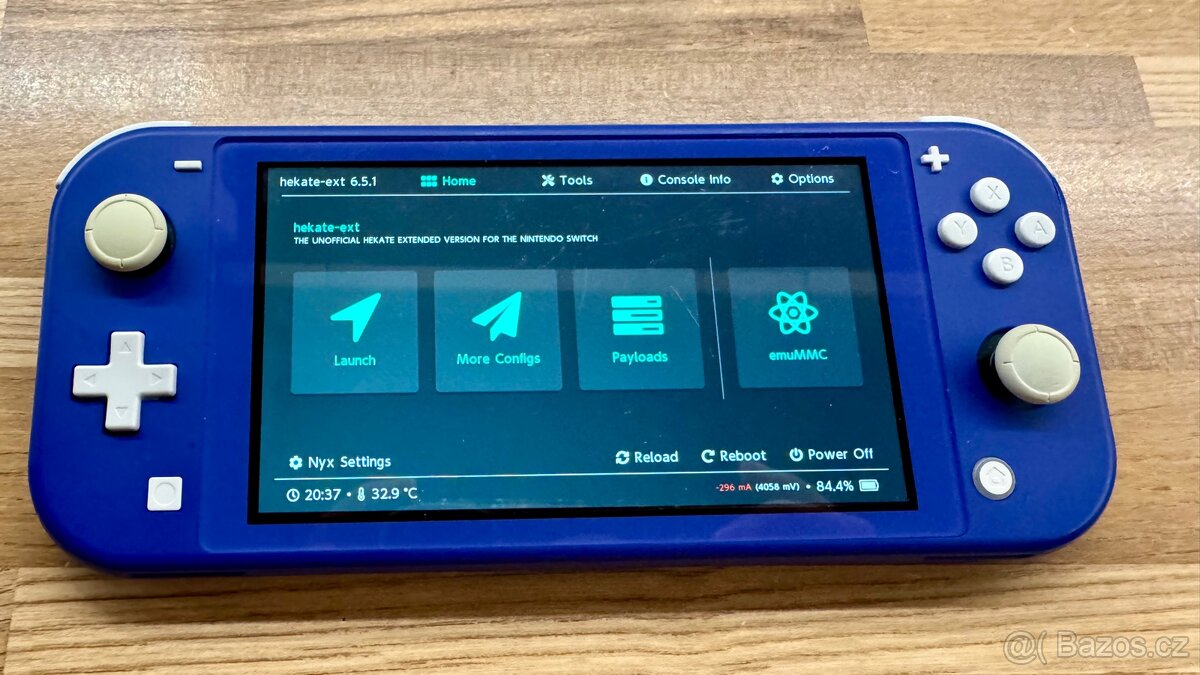 Nintendo Switch Lite Modchip + 64gb microsd