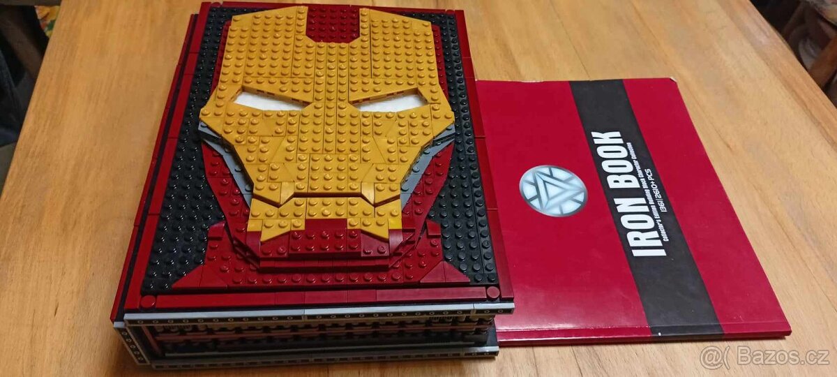 Velká Lego kniha IRONman - 2610 dílků - celá kniha z Lega
