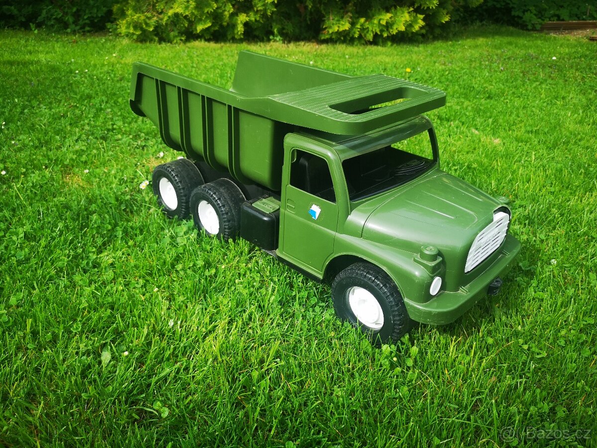 Nákladní auto - Dino Tatra 148 khaki vojenská