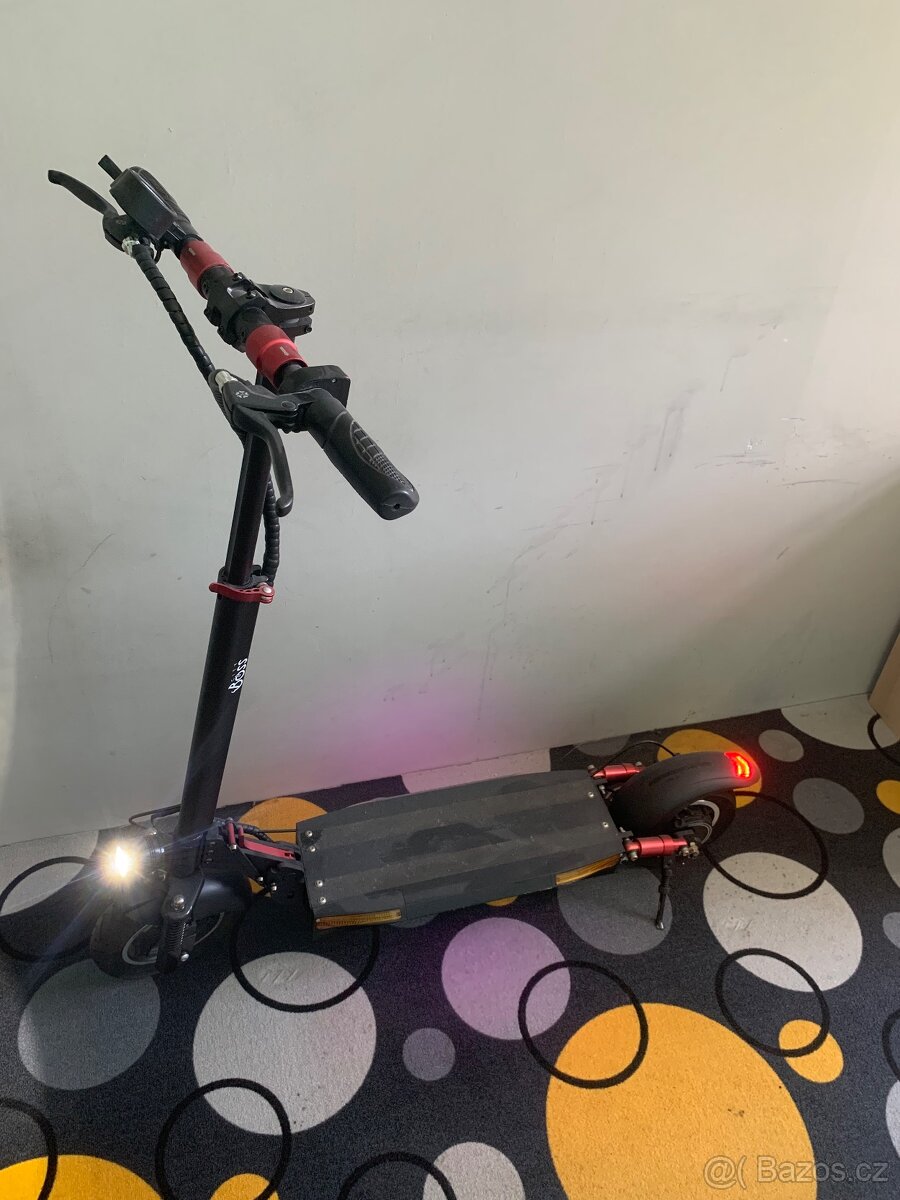 Elektrická koloběžka City Boss