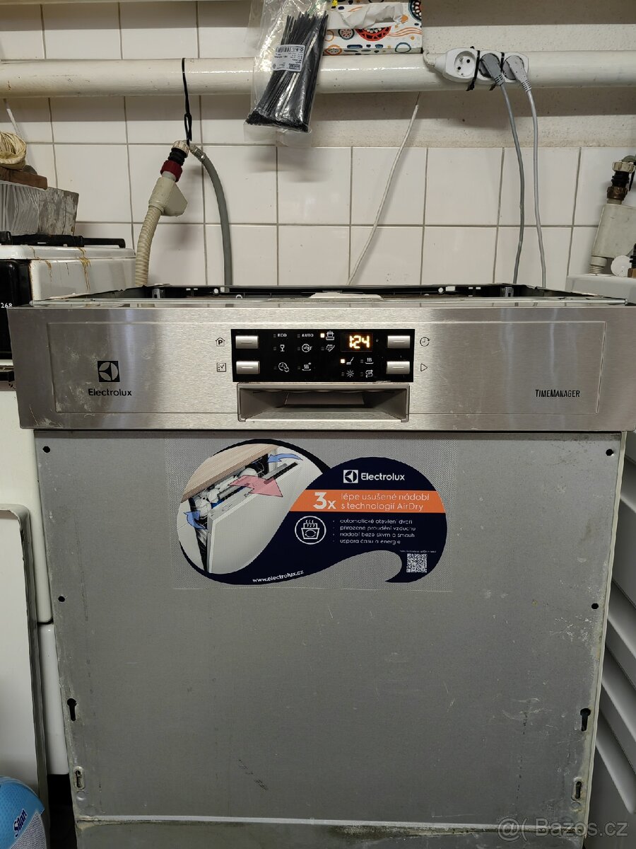 Myčka Electrolux