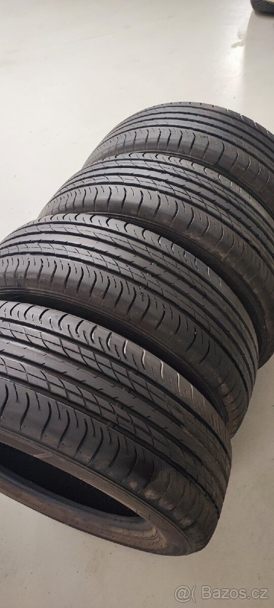 235/60/18 Dunlop SPSport Maxx, DOT 3623.