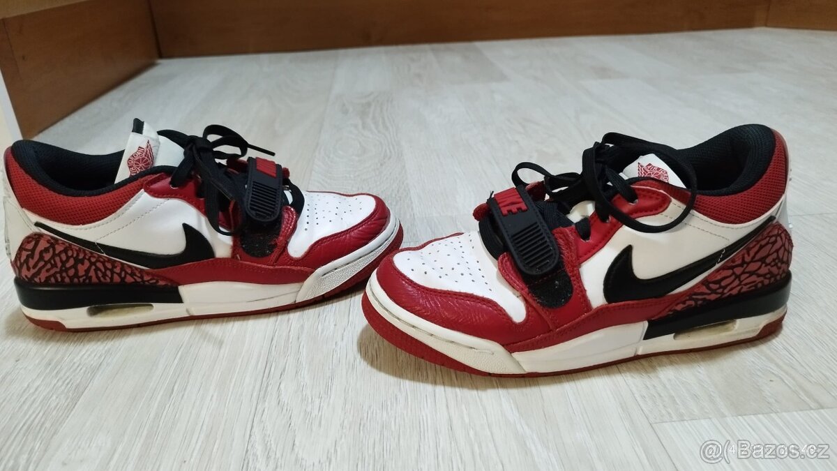 AIR Jordan Legacy 312