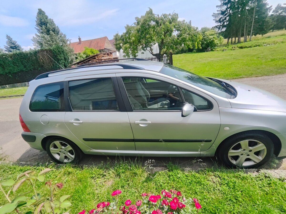 Peugeot 307 Break - 1.6, 80kw benzín, automatická převodovka