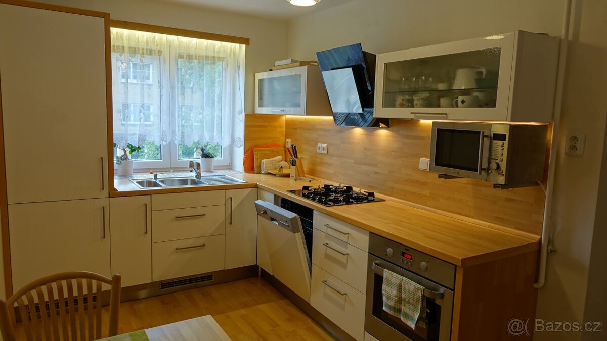 Pronájem cihlového bytu 2+1, 58m² po celkové rekonstrukci