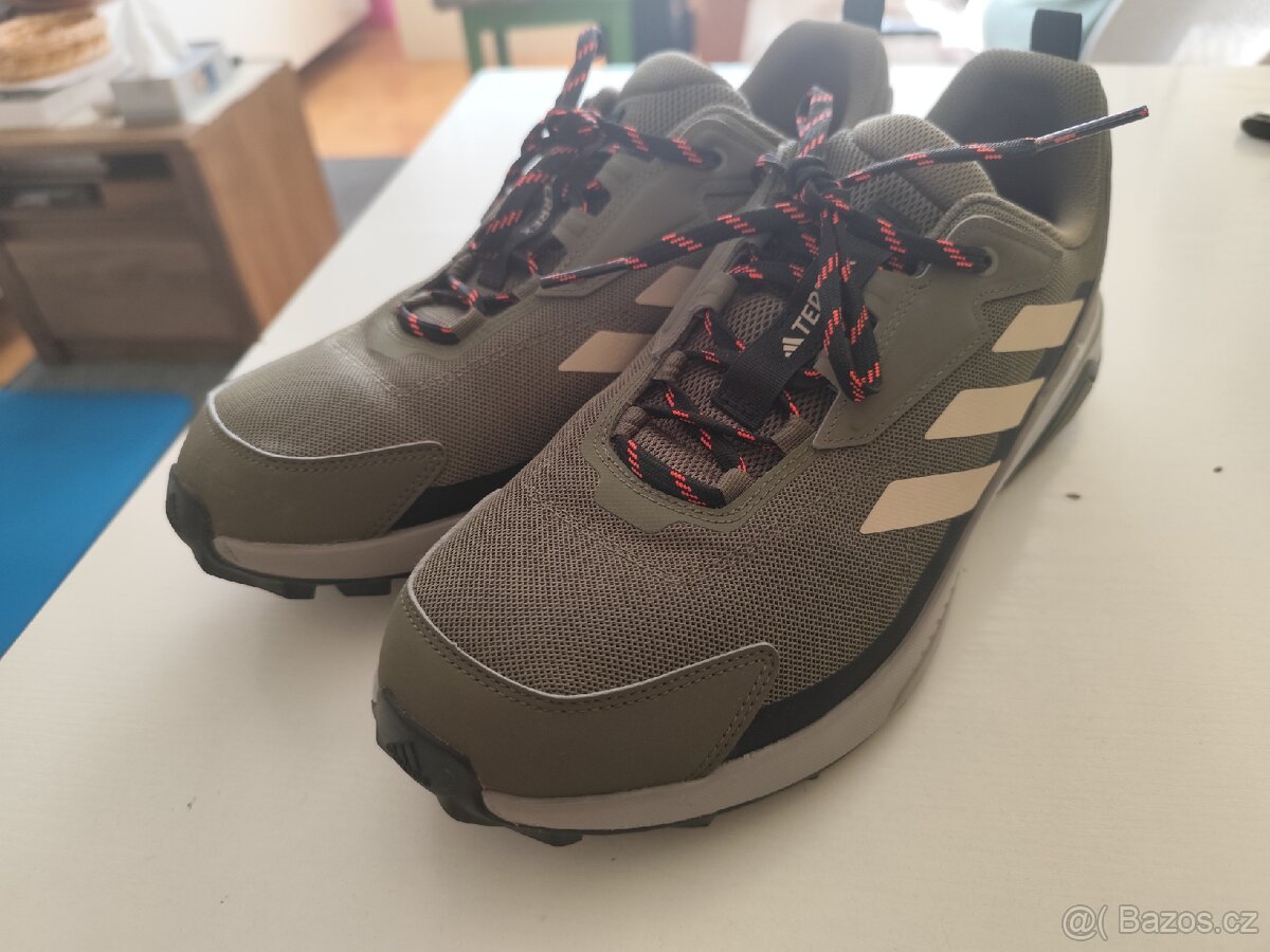 Boty ADIDAS Terrex Traxion nové