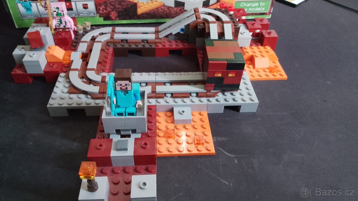 Lego Minecraft 21130 Podzemní železnice