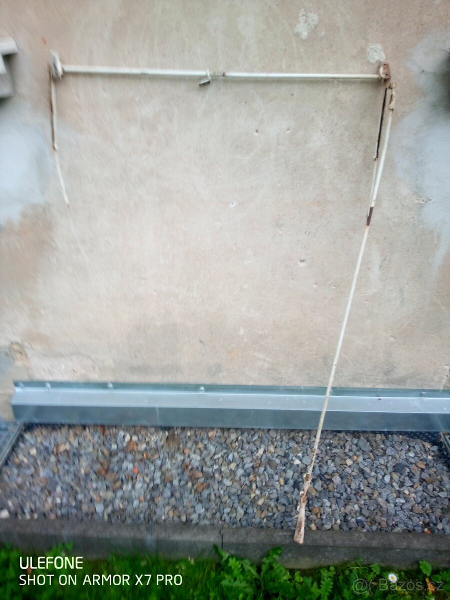 Okno táhla ventilačky