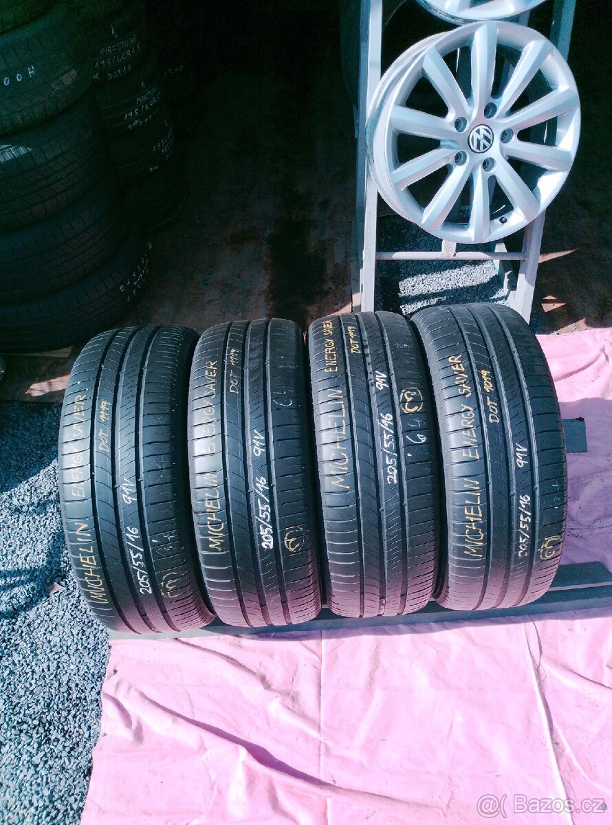 205/55R16 91V