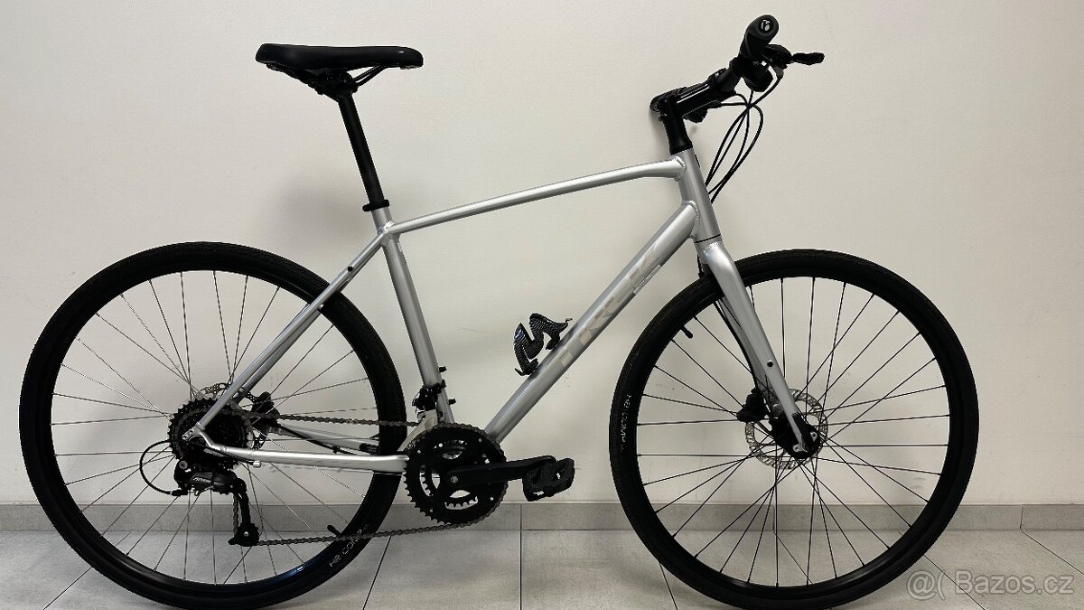 ZÁNOVNÍ kolo TREK FX2, rám L, 28", ZÁRUKA