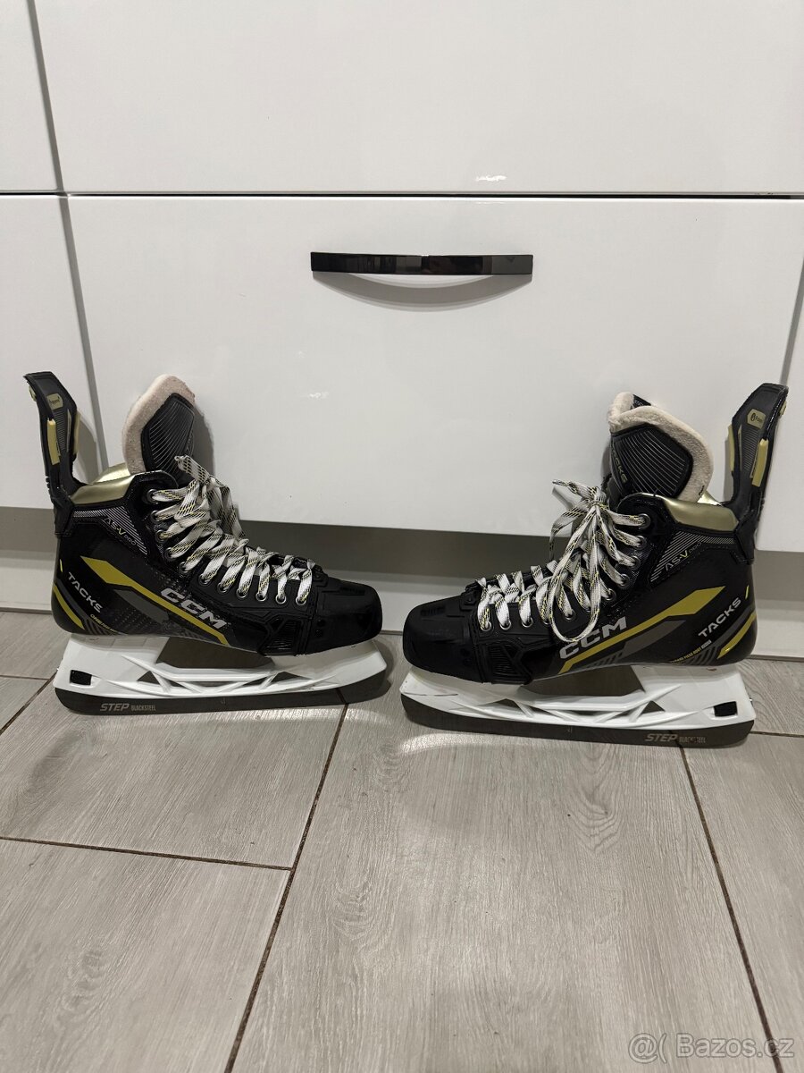 Brusle CCM Tacks AS-V Pro – velikost 9 (Regular)