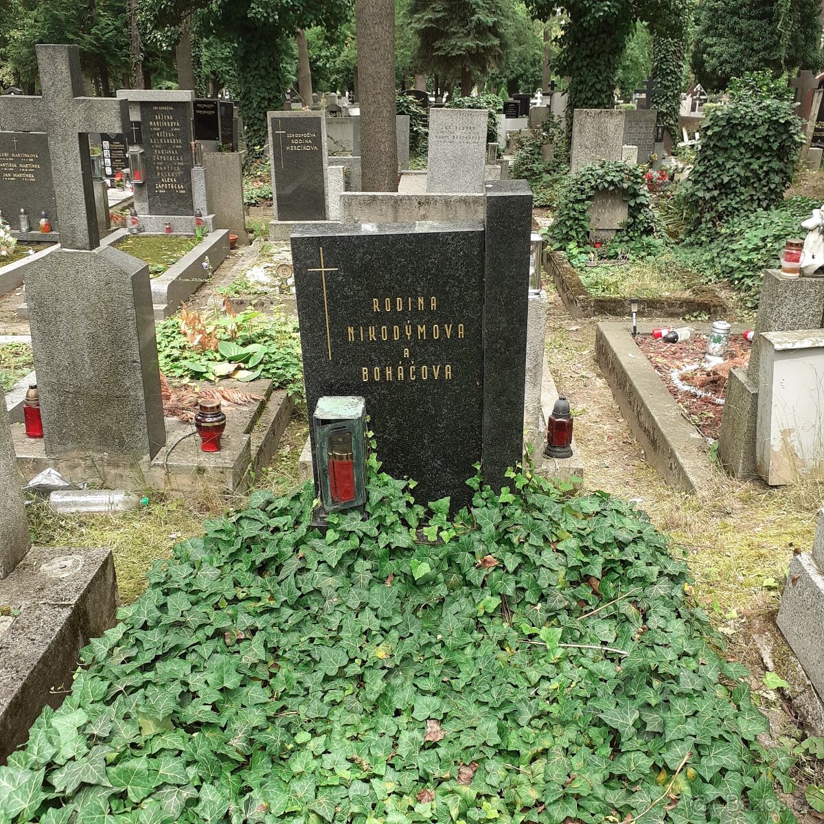 Hrobové místo Praha Olšany