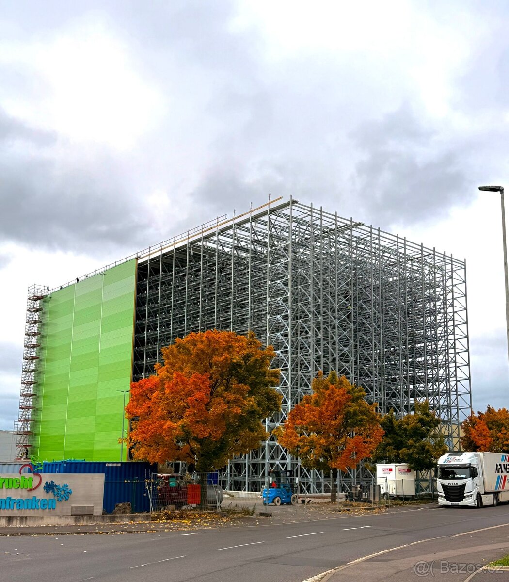 Montážník/ci - sendvičových panelů - celá EU