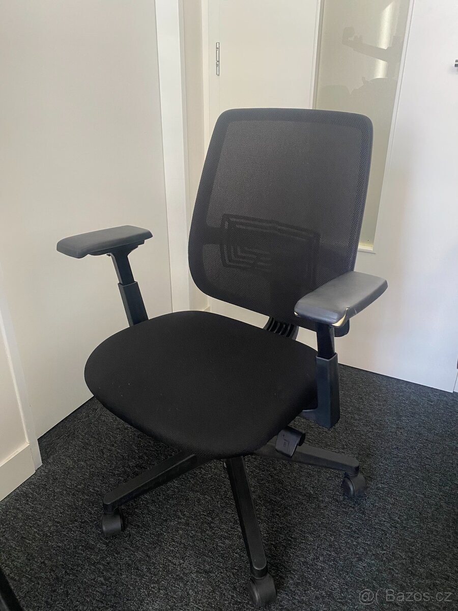 Levné a pohodlné kancelářské židle – rychlý prodej