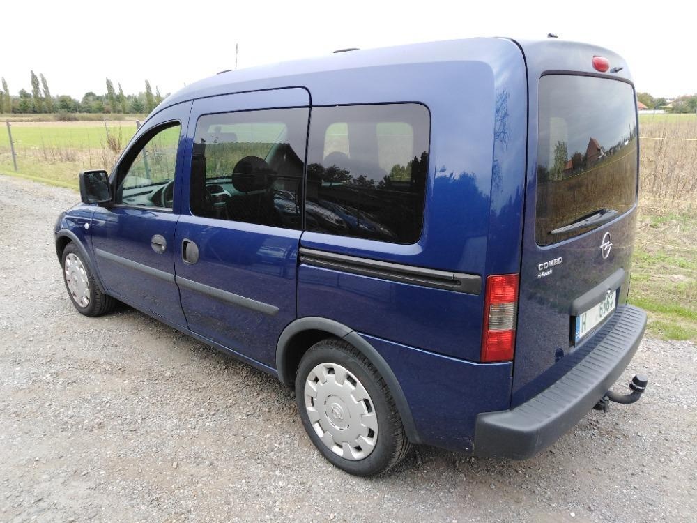 OPEL COMBO 1,4i BENZIN 66 KW KLIMA,TAŽNÝ, ZA  54000 KČ