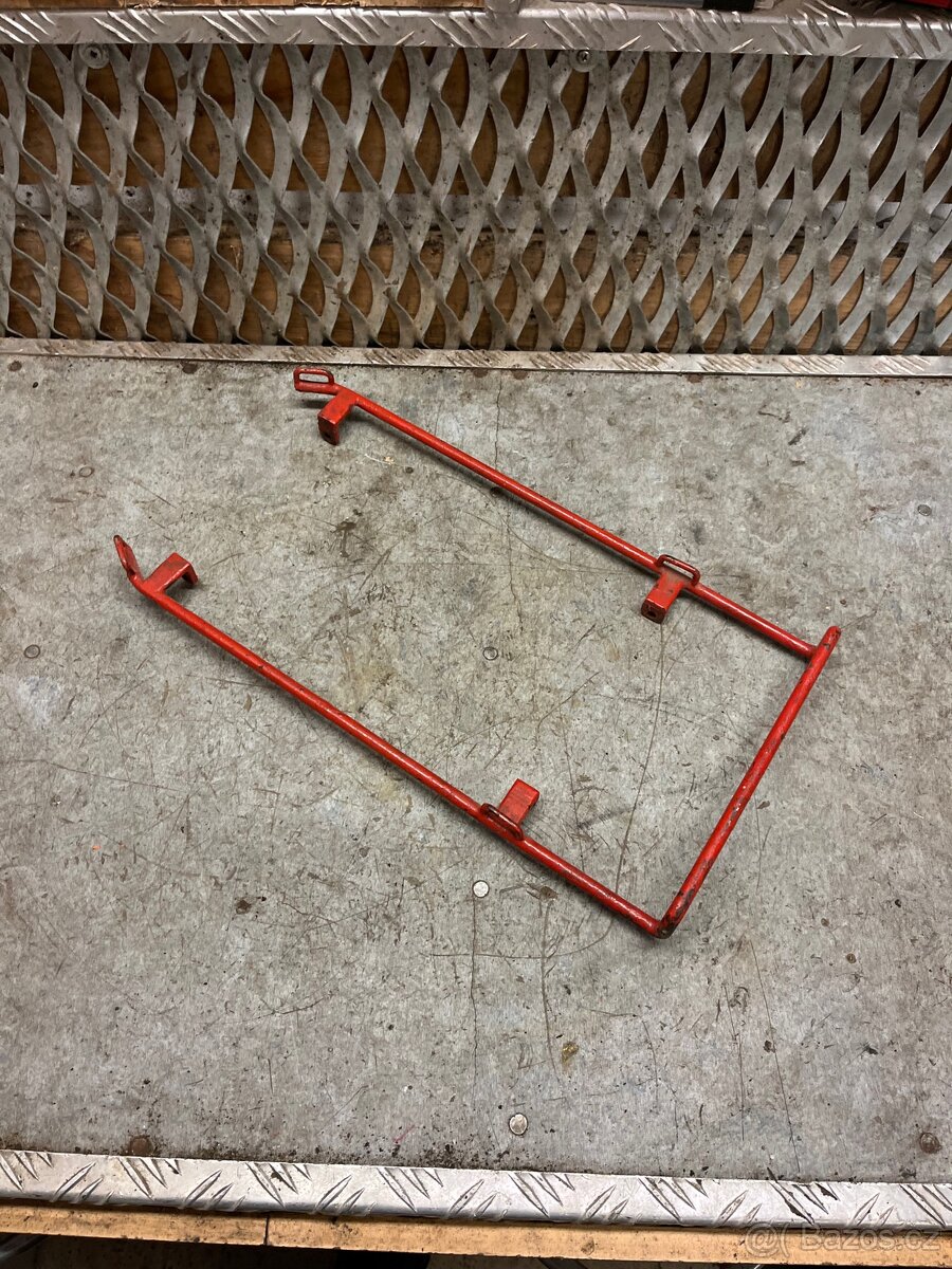 Nosič asi na vývozní Babettu, nebo samodomo