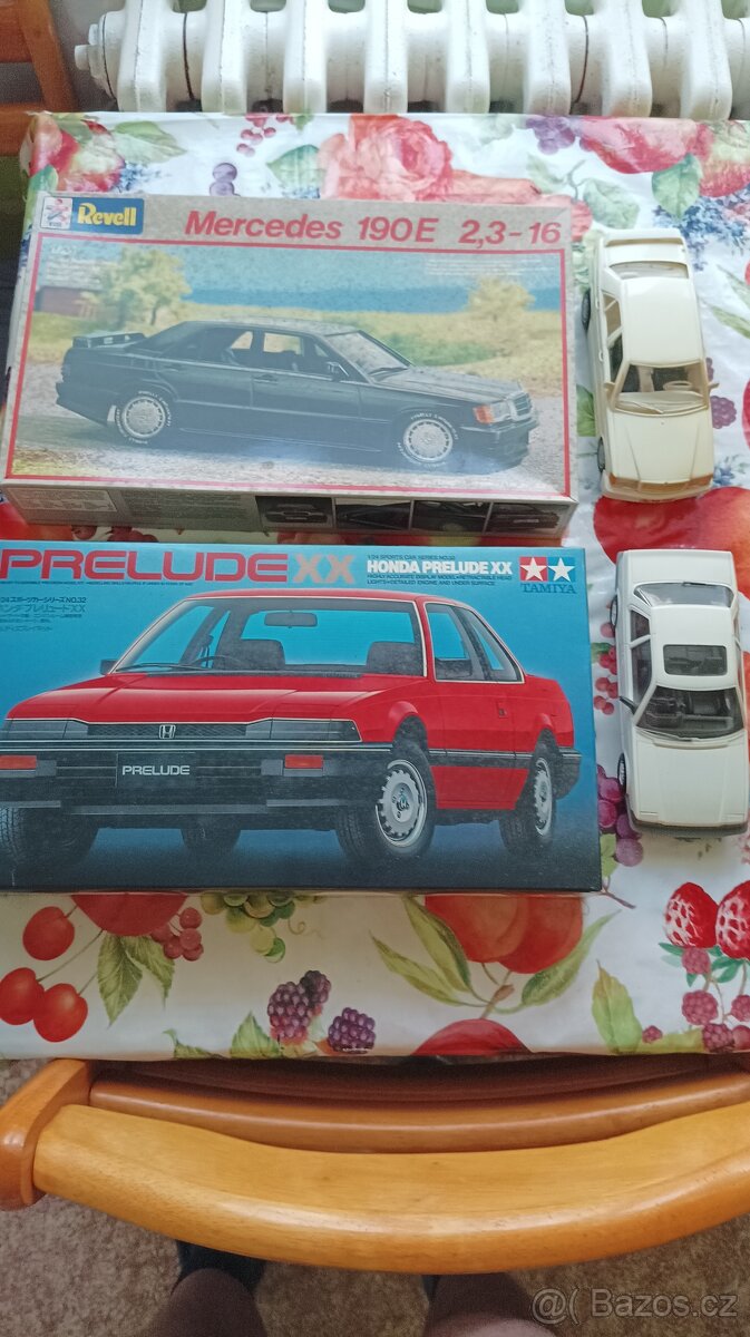 Modely autíček Bburago, Maisto, Rawel