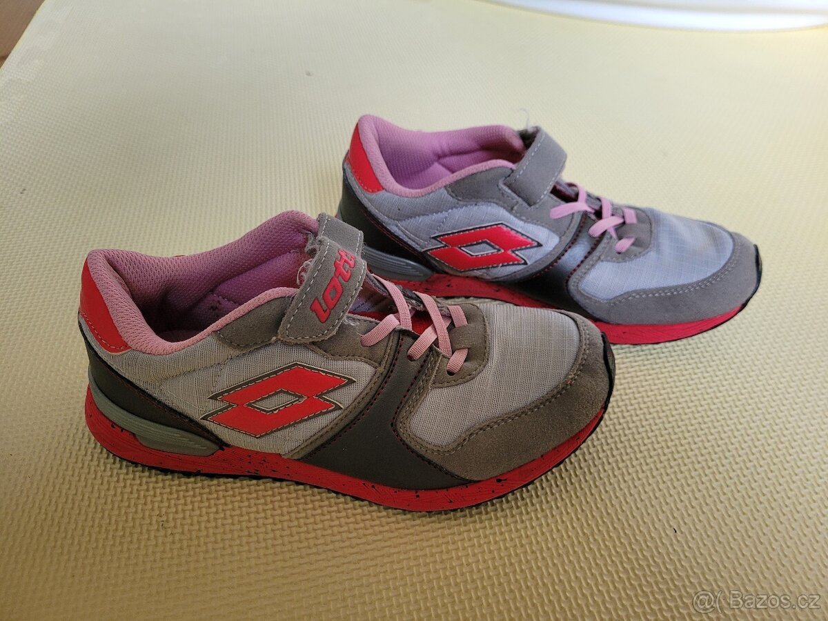 Dětské tenisky Lotto vel. 35