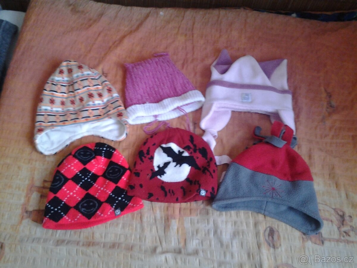 dětské zimní čepice - velikost 80