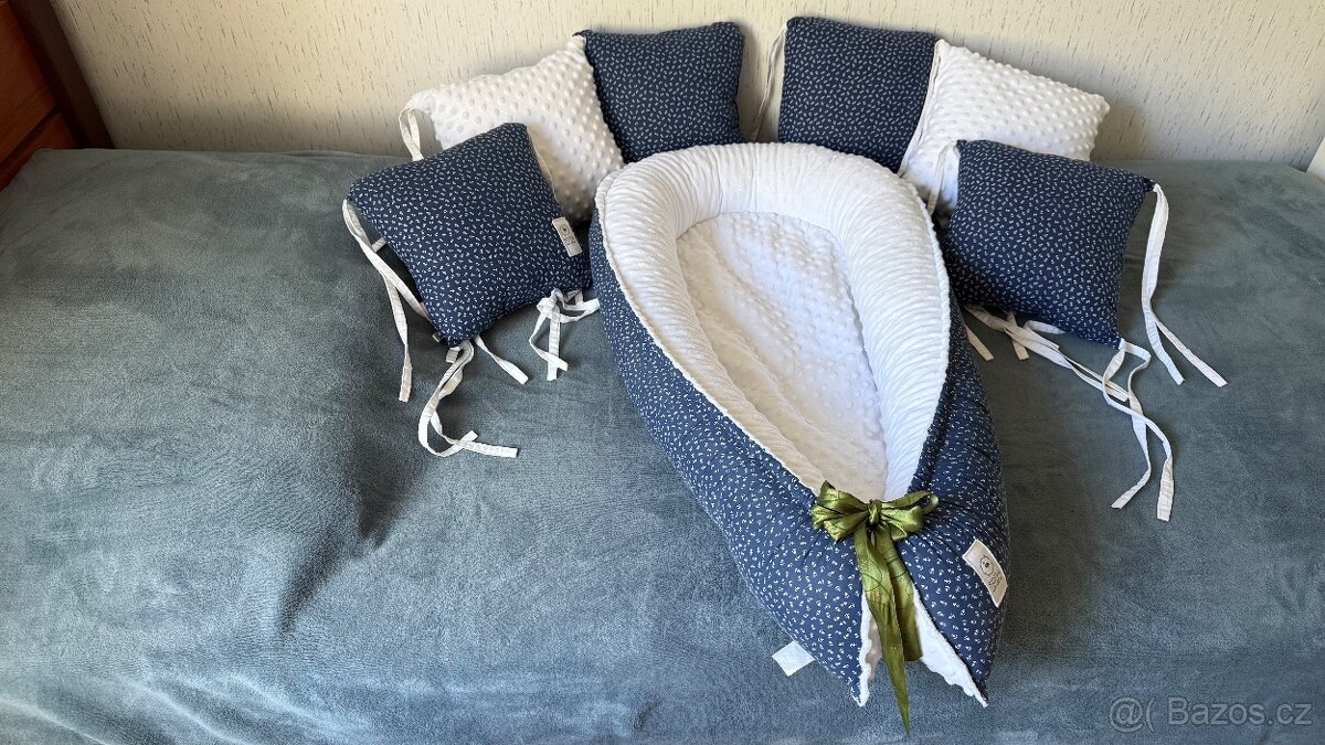 Hnízdečko s polštářovým mantinelem