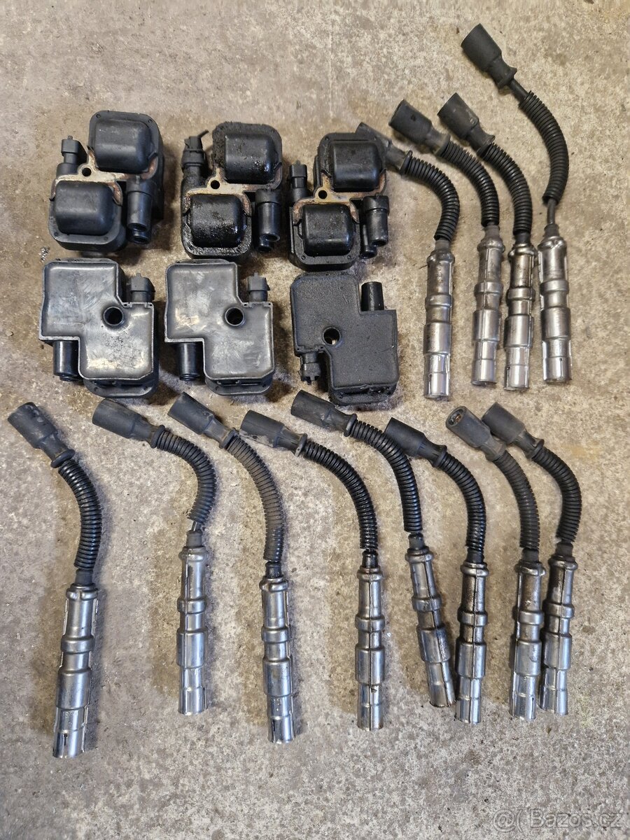 Rozprodám na díly motor 2.6 benzín