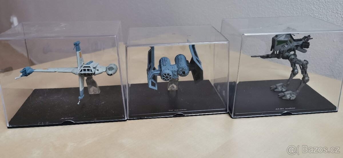 Star Wars kovové sběratelské předměty
