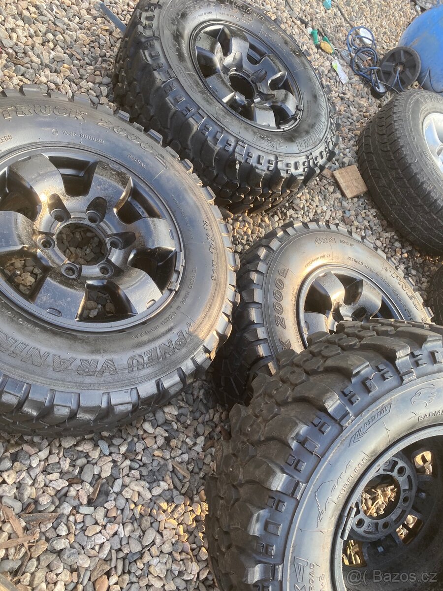 Sada kol alu tereni offroad 6x139,7 235/75 r15