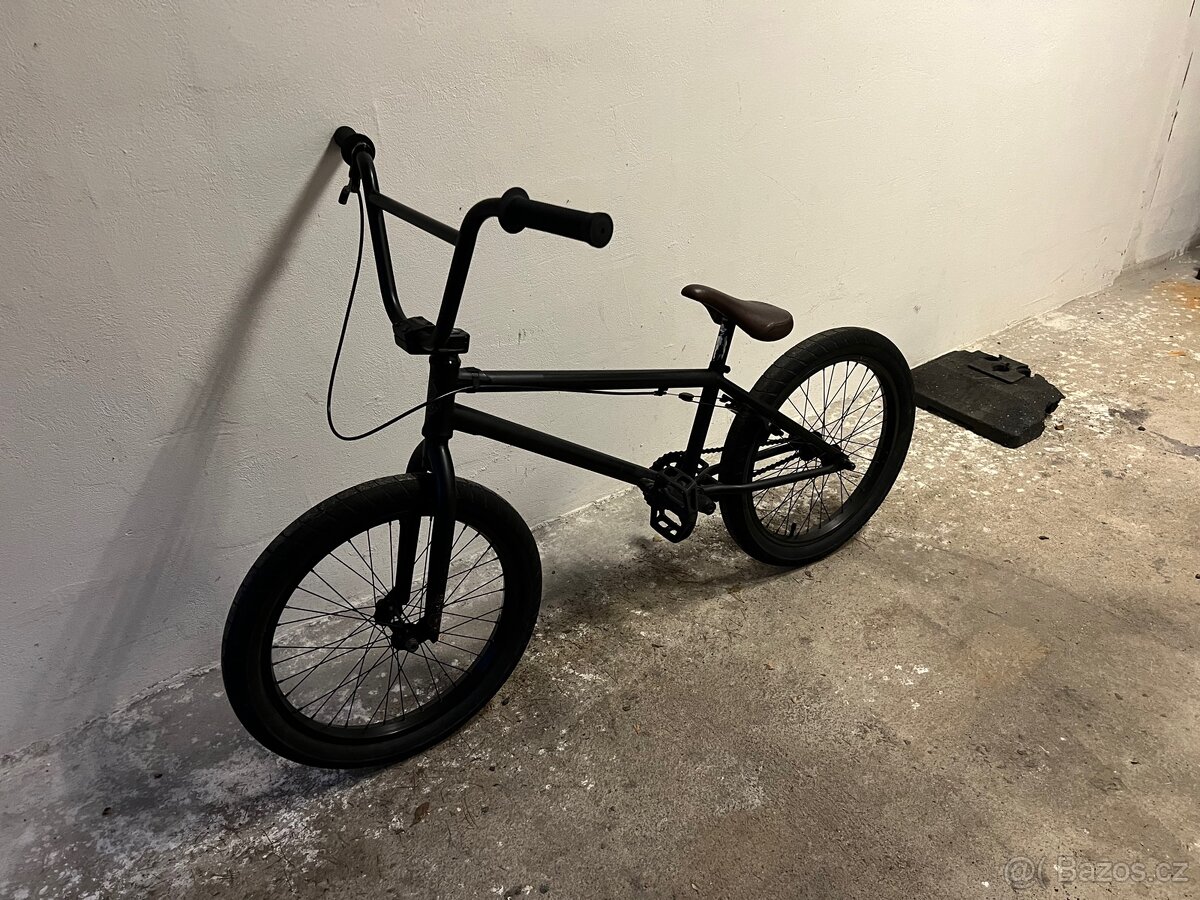 Flybikes neutron 2018
