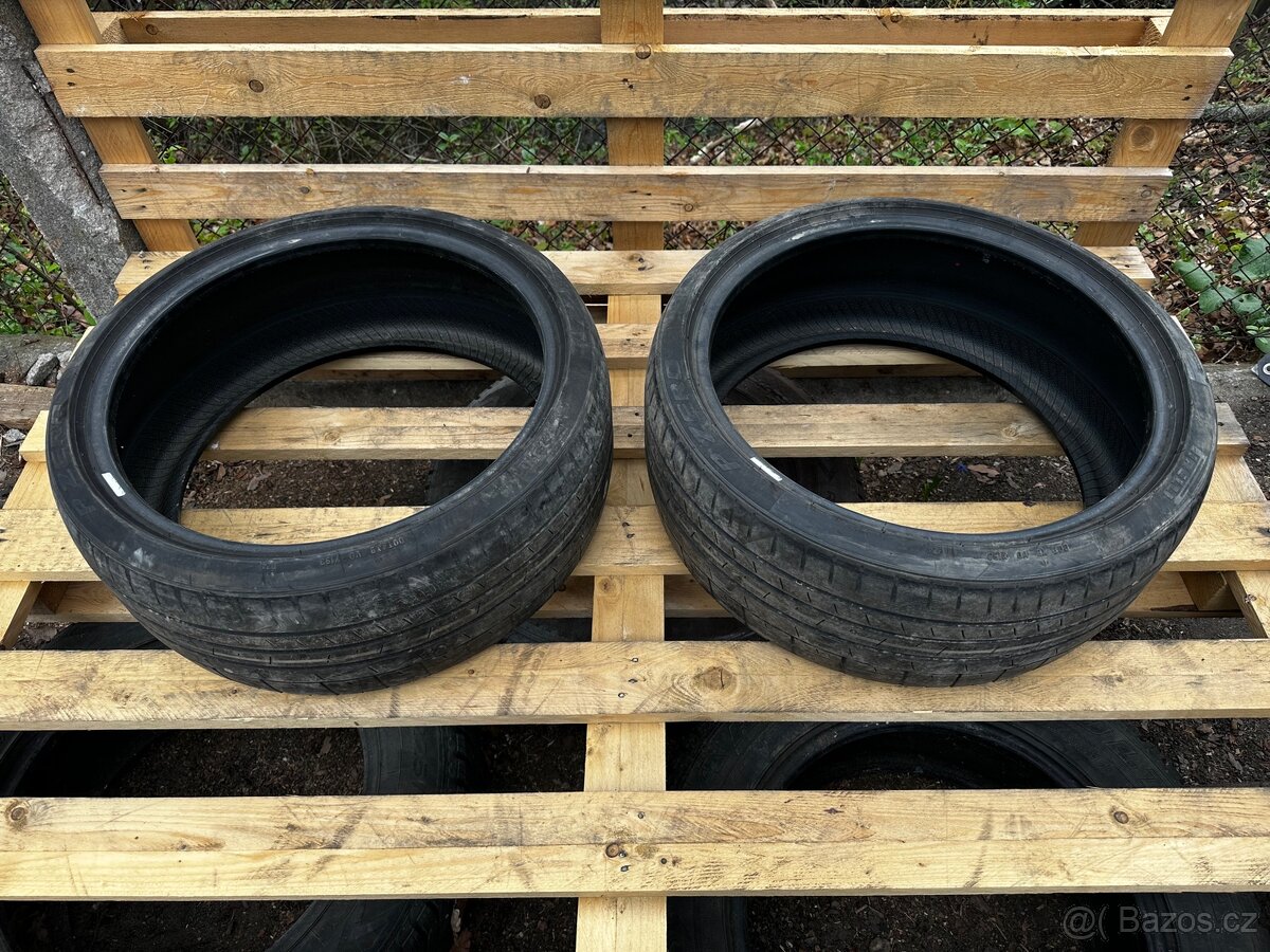 235/35r19