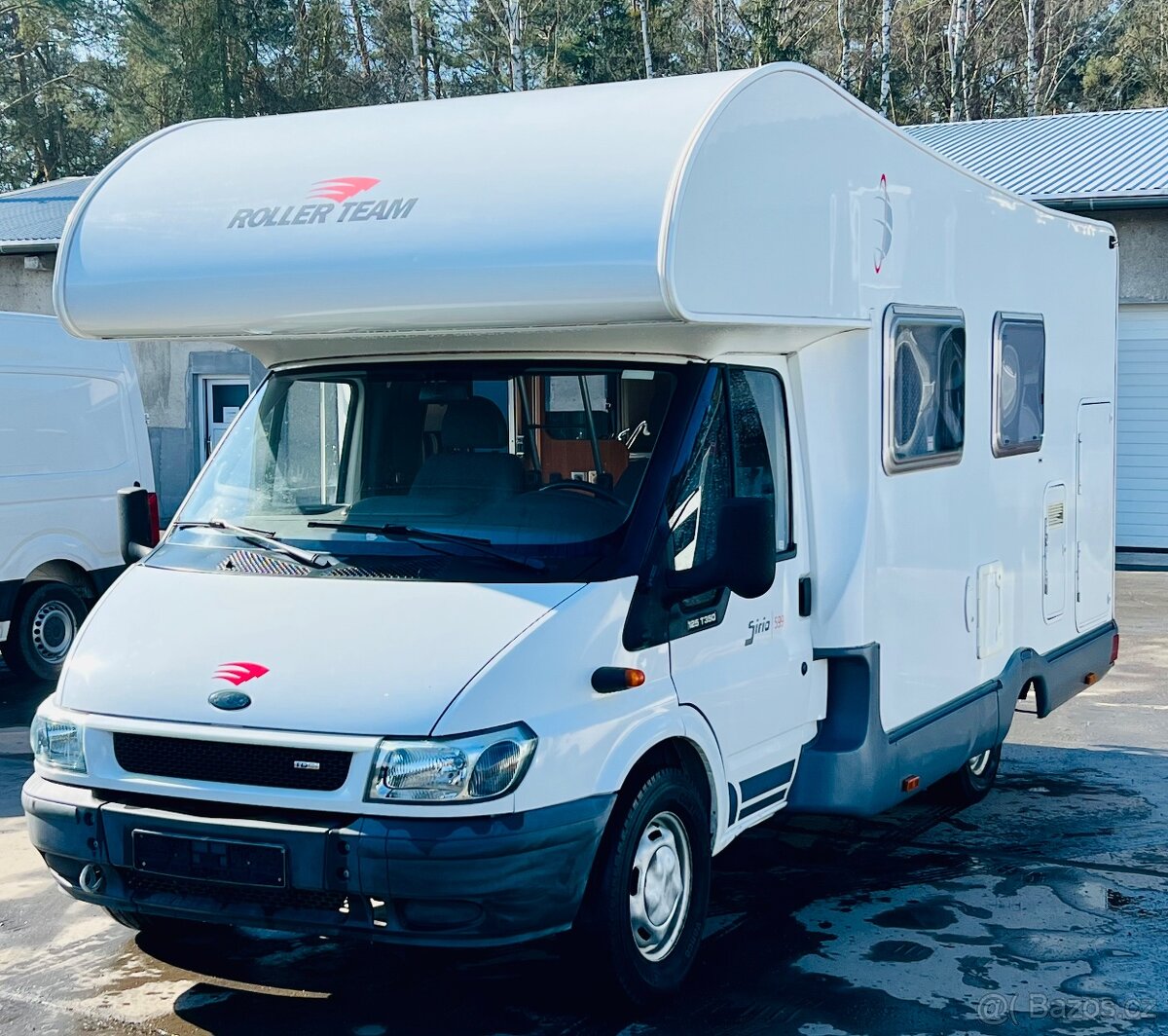 OBYTNÝ AUTOMOBIL FORD TRANSIT 2.8 NOVÁ CENA