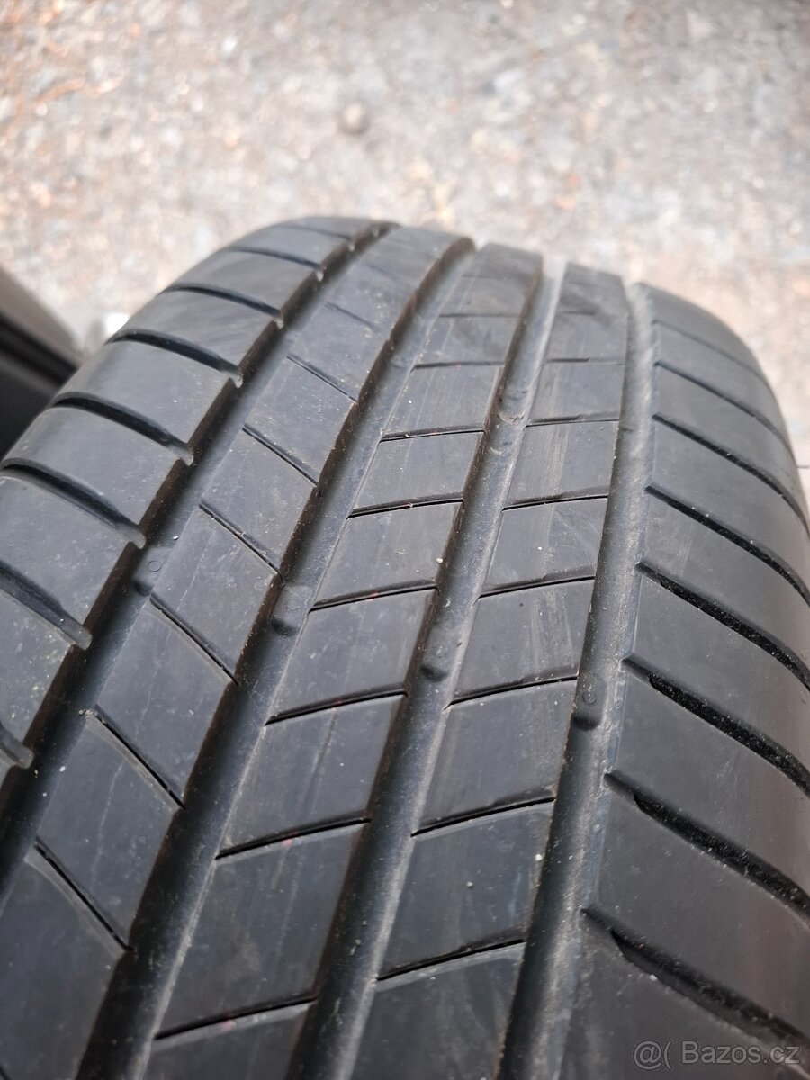 Letni pneu 215/60R16 99V Bridgestone