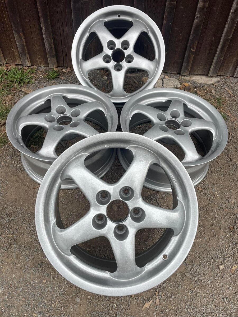 Alu kola Alutec R16 5x112 ET 38 s límcem - nový lak