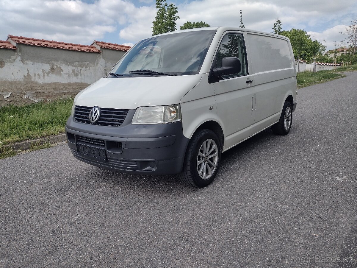 VW Transporter T5 1.9tdi