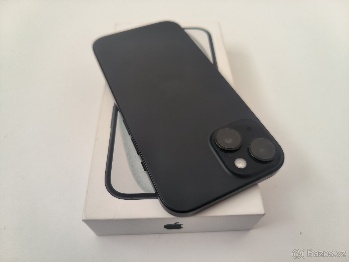 apple iphone 15 256gb Midnight / Batéria 100%