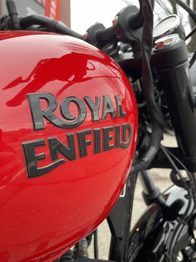 Royal Enfield Meteor Fireball Red 350ccm