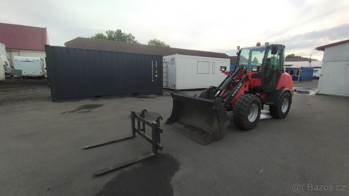 Kolový nakladač Volvo L25 B-P