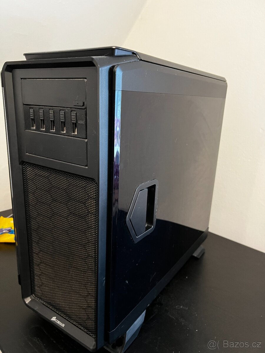 PC + 144Hz monitor + rameno | RTX 2070, i5-8600K, 32GB RAM