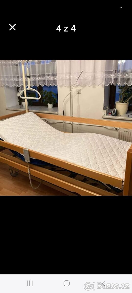 Zdravotní elektrické polohovací lůžko
