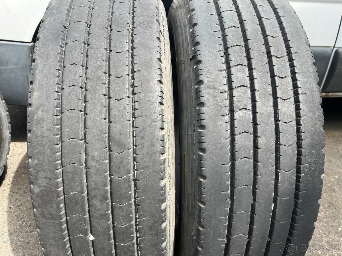 vodící pneumatiky 235/75r17.5 235 75 17.5 143/141