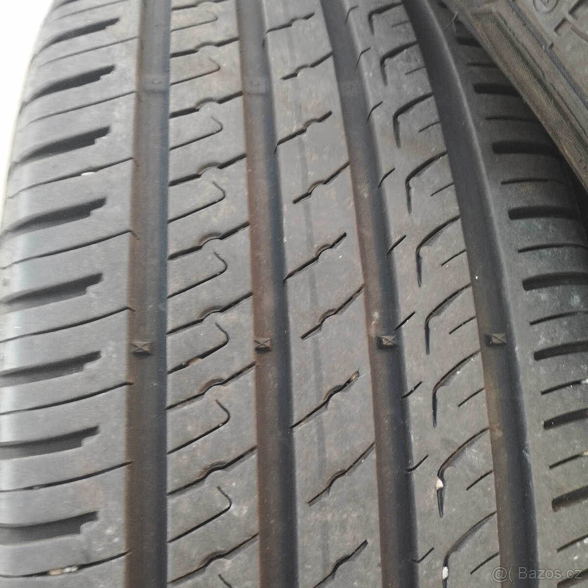 BARUM letní 235/45 R 18 - 4 kusy