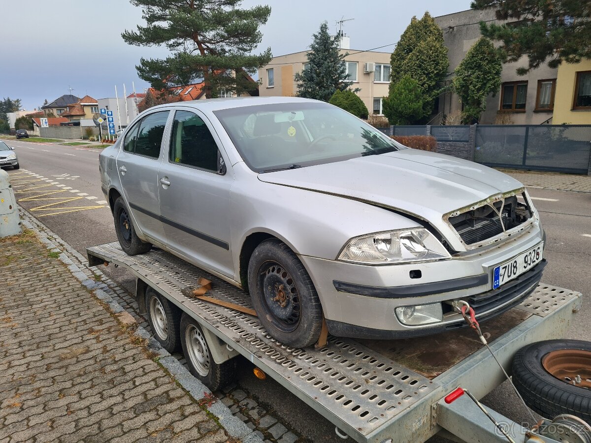 Škoda Octavia 2 díly