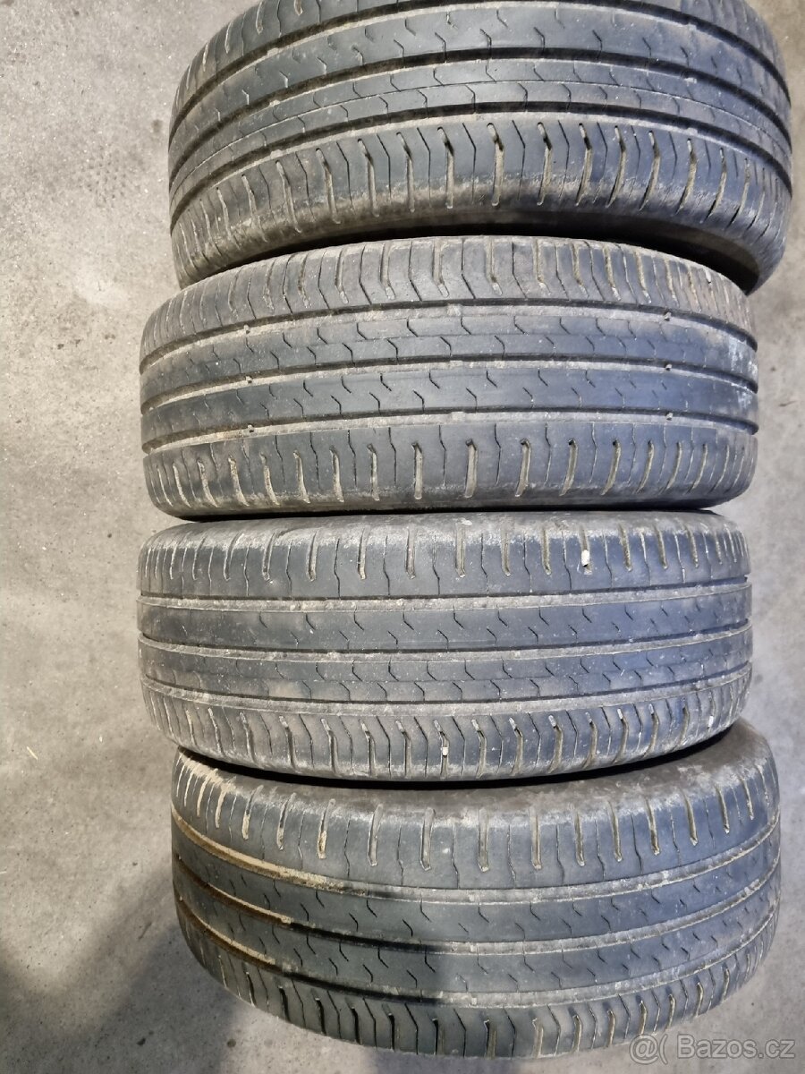 Letní pneu 185/55R15 Continental