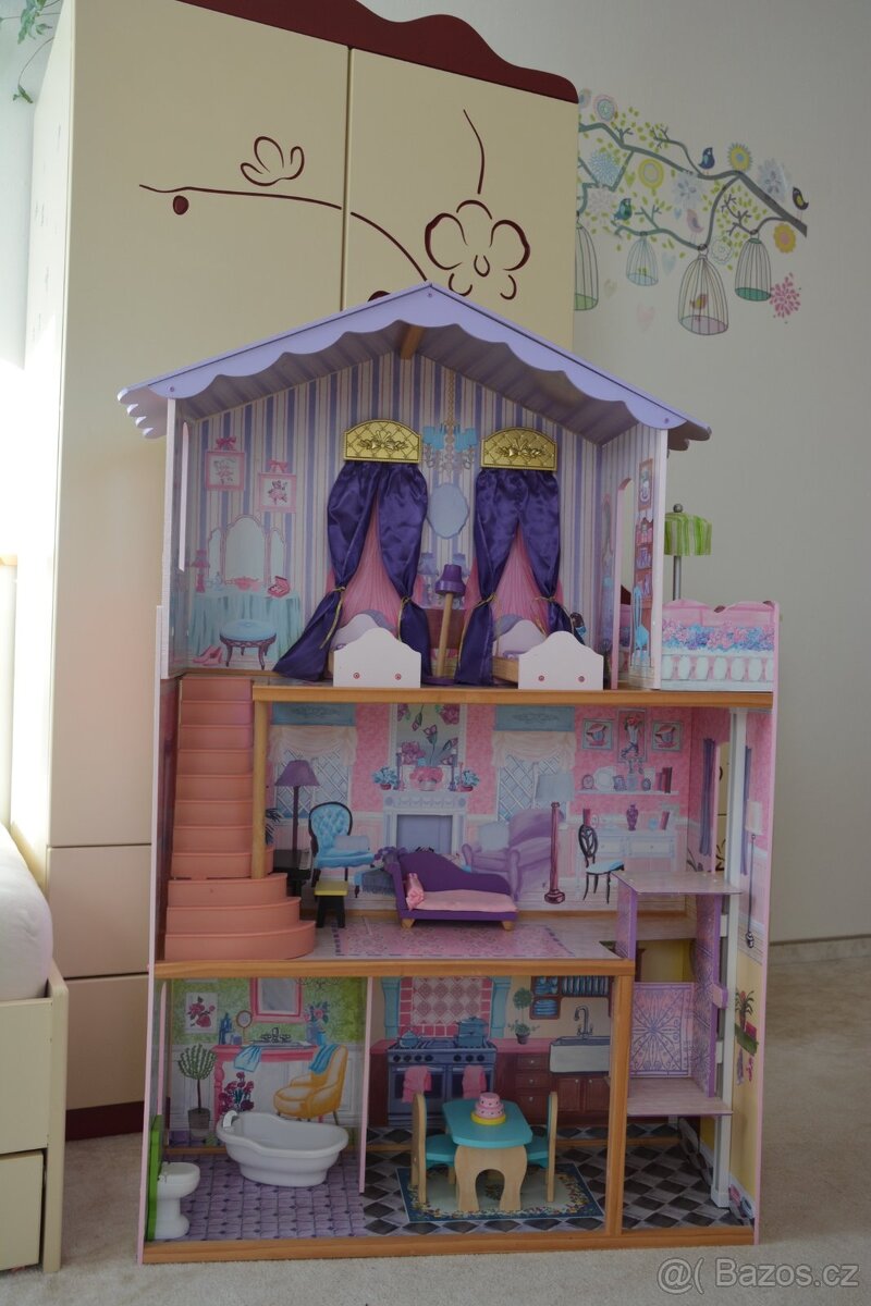Domeček pro panenky KidKraft, i pro Barbie