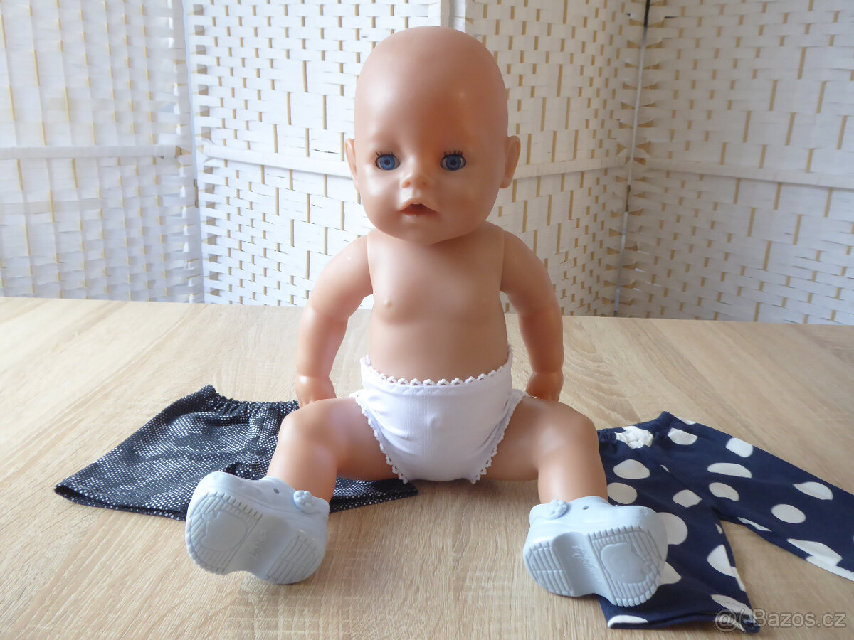 Panenka Baby Born