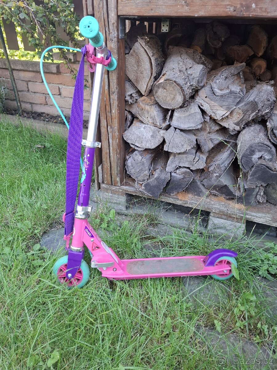 Koloběžka Oxelo z Decathlonu 4-6 let
