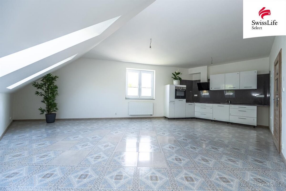 Prodej bytu 3+kk 77 m2, Břežany II