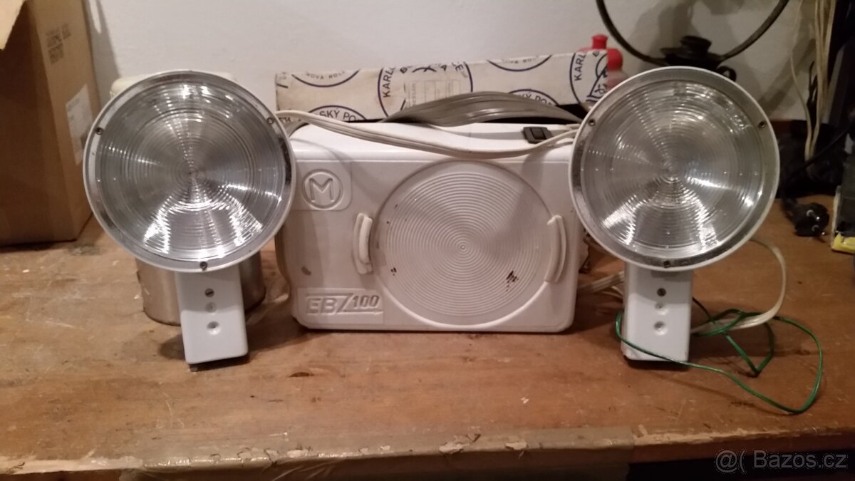 Prodám blesk EBZ 100