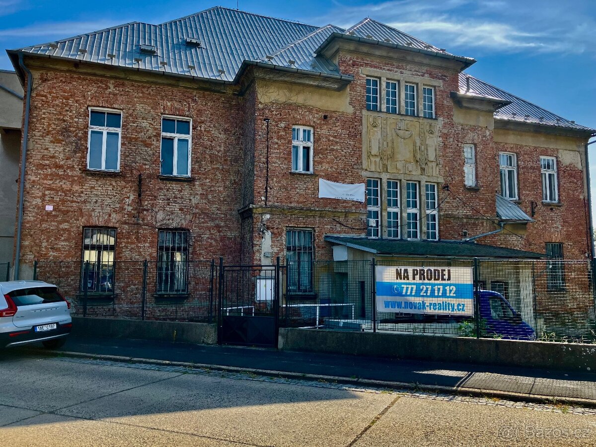 PRODEJ, vila Hugo v Chomutově